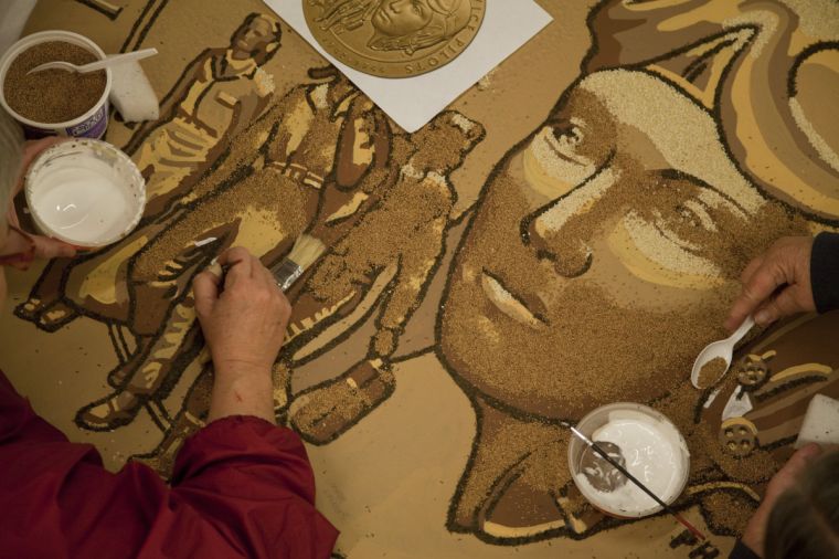 Rose Parade float will honor female pilots